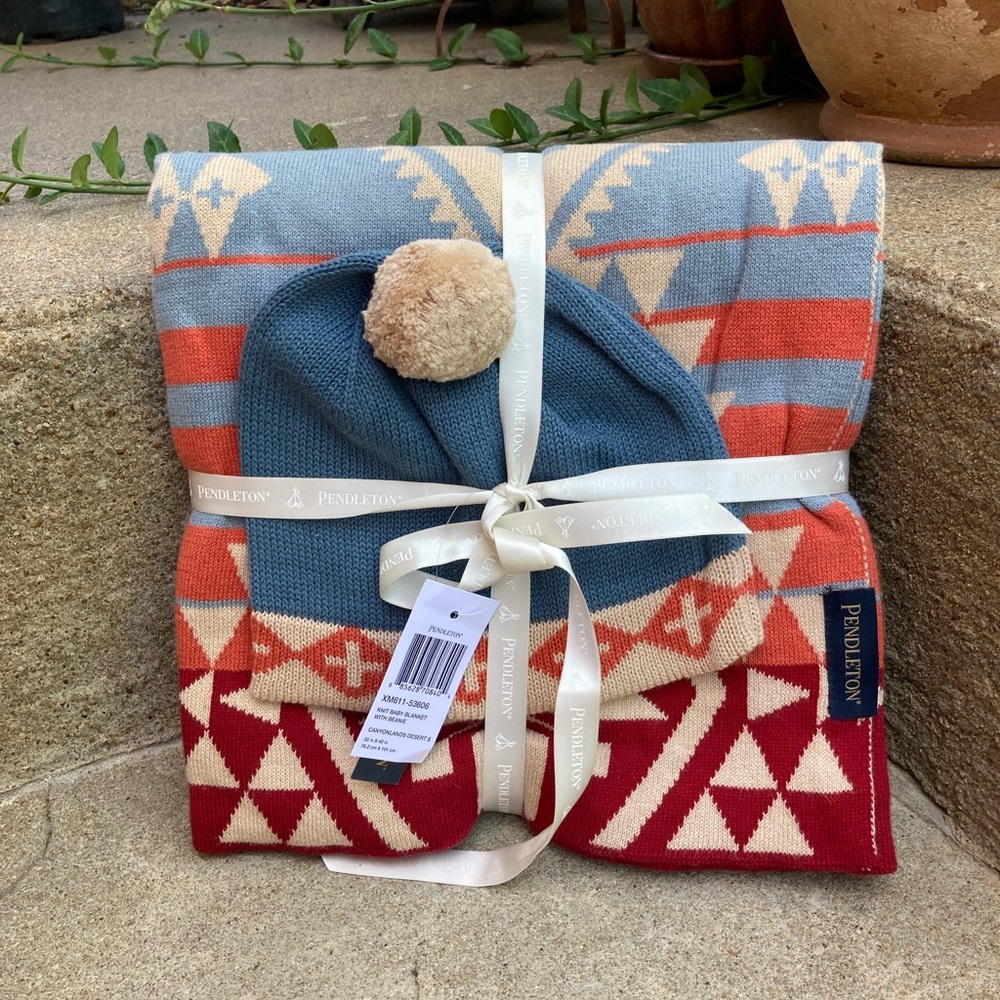 Pendleton Knit Aztec Canyonlands Desert Baby Blanket with Beanie Brand New (NWT)